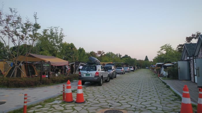 Citizen's Forest Campground (시민의 숲 야영장)