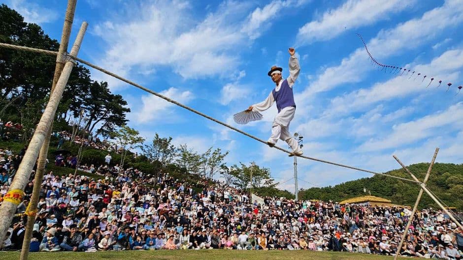 Dongnaeeupseong History Festival (동래읍성역사축제)