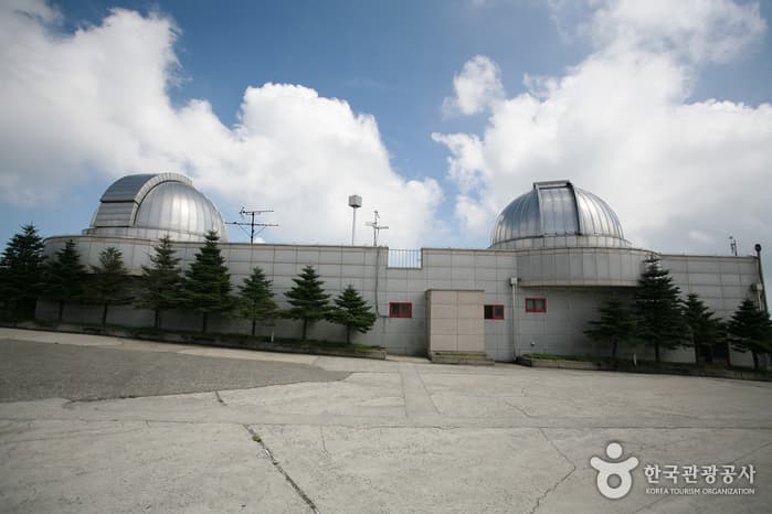 Bohyunsan Optical Astronomy Observatory (보현산 천문대)