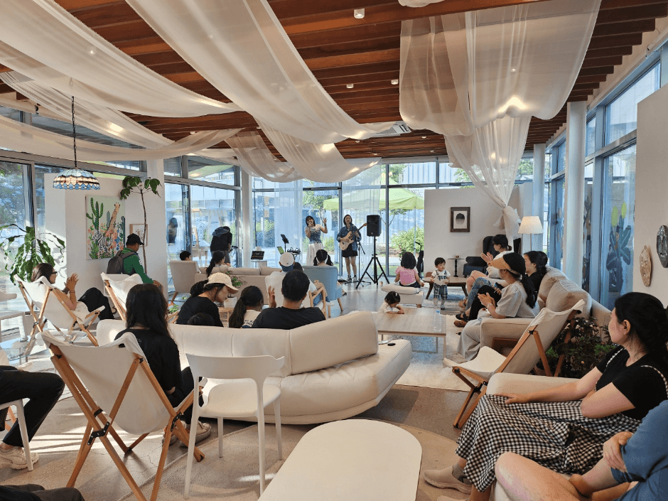One Pick Market (2025 작가미술장터 ONE PICK MARKET)