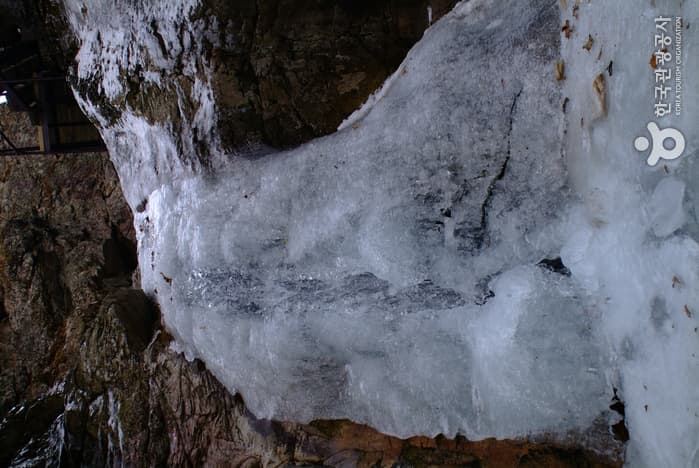 Deungseon Falls (Samaksan Mountain) (등선폭포(삼악산))