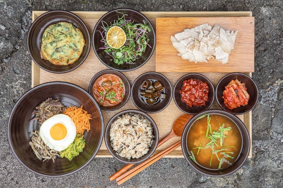 Jeju Dongbaek Village (제주 동백마을)