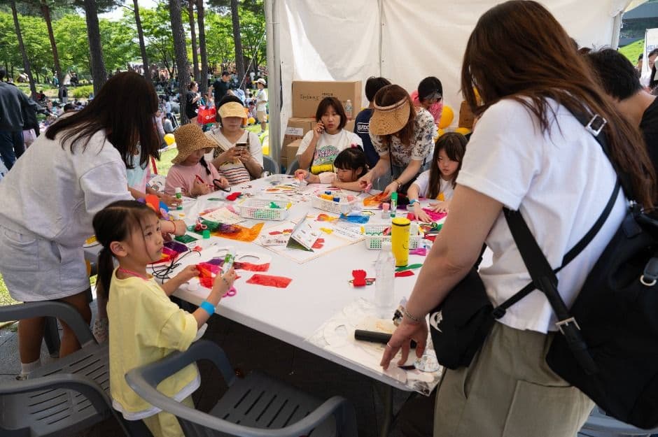 Gangbuk-gu Children's Day Festival (강북구 어린이날 대축제)