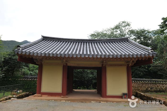 Dogapsa Temple (도갑사)
