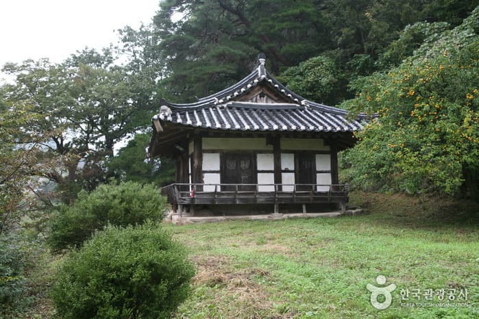 Gosanjeong Pavilion (고산정)