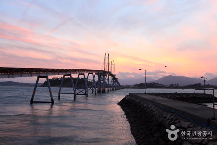 Gaudo Suspension Bridge (가우도 출렁다리)