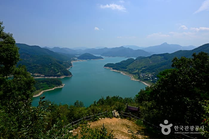 Chungjuho Lake (충주호)