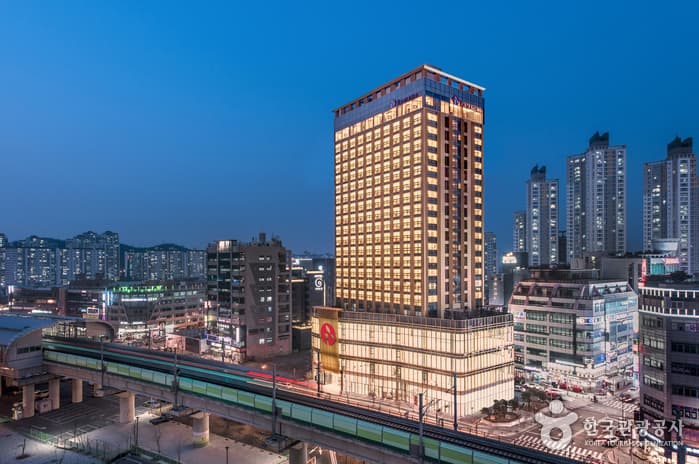 Gloucester Hotel Incheon (글로스터호텔 인천)