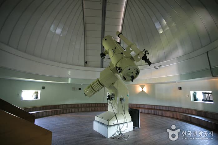 Yecheon Astro-Space Center (예천천문우주센터)
