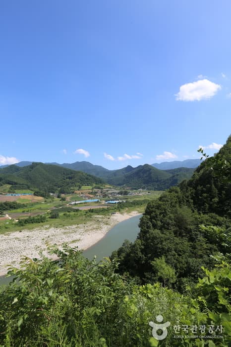 Yundaechun Rafting (연대천래프팅)