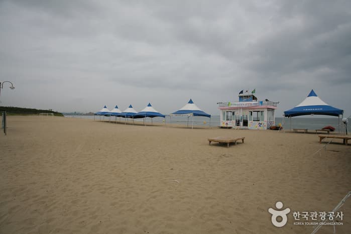 Dogu Beach (도구 해수욕장)