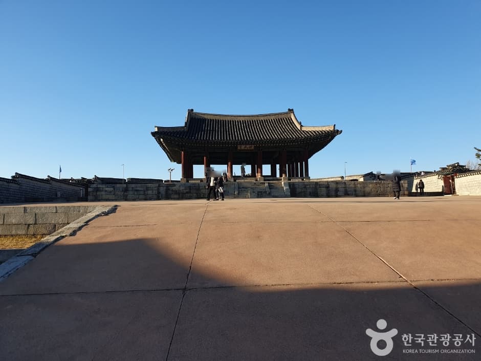 Yeonmudae (Dongjangdae) (연무대 (동장대))