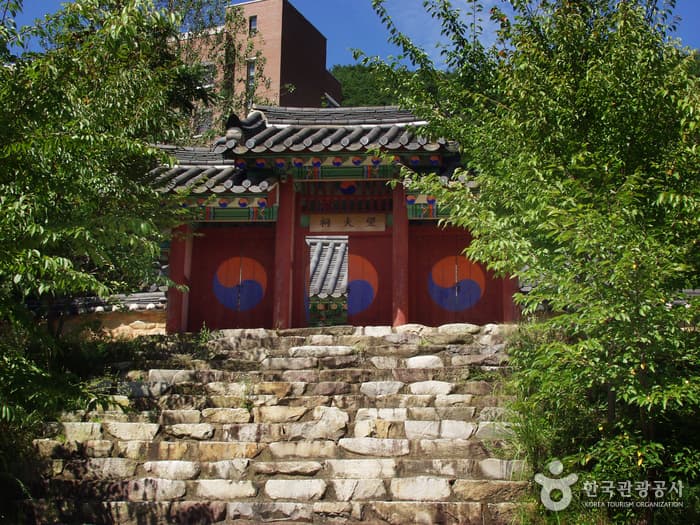 Jeongeupsa Culture Park (정읍사문화공원)