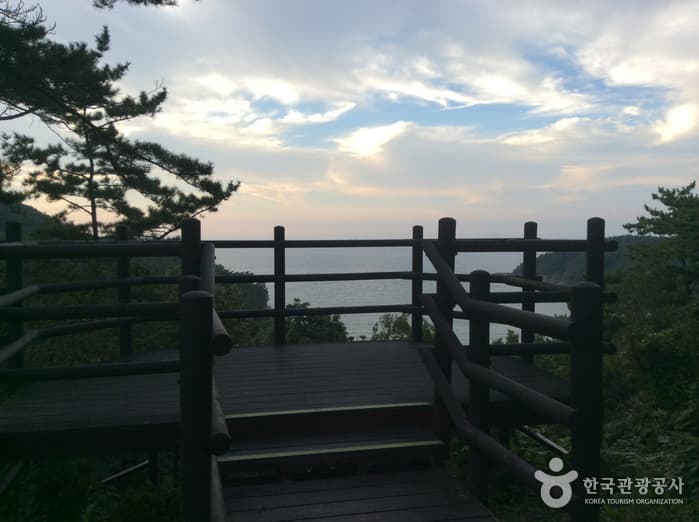 Taeanhaean National Park (태안해안국립공원)