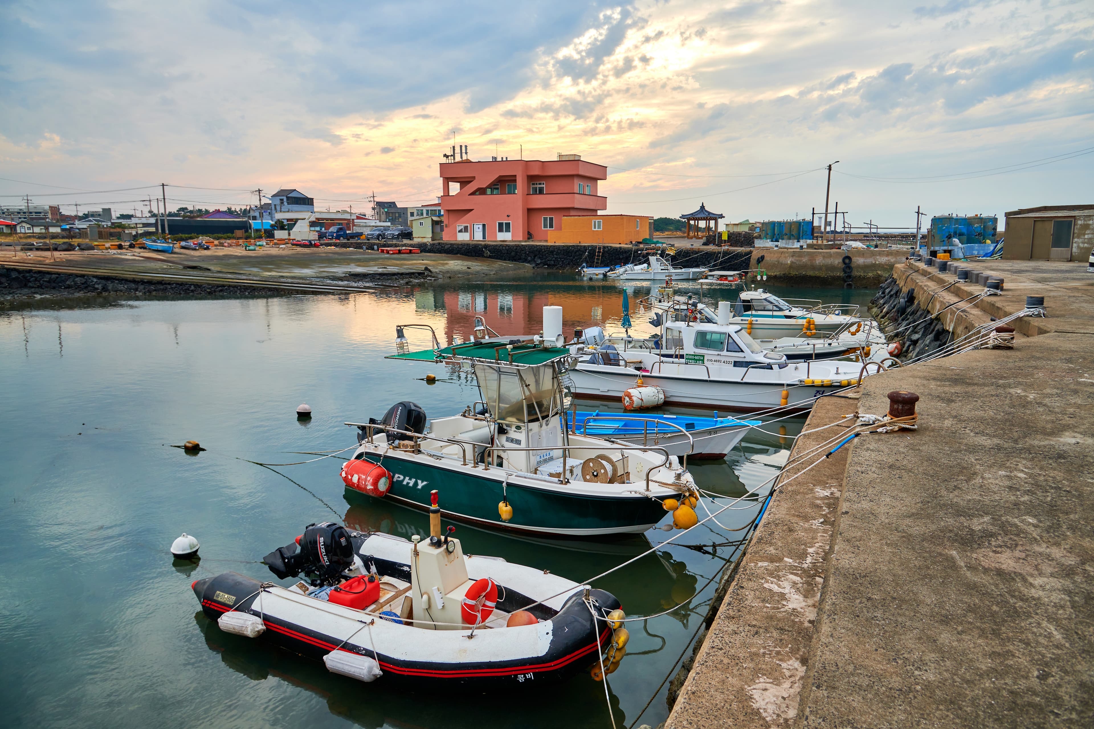 Geumneung Port (금능포구)