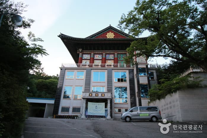 Bongwonsa Temple (봉원사)