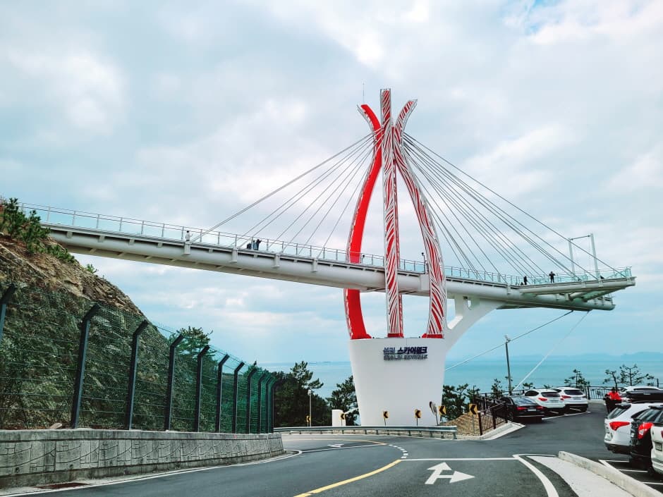 Seolli Skywalk (설리스카이워크)